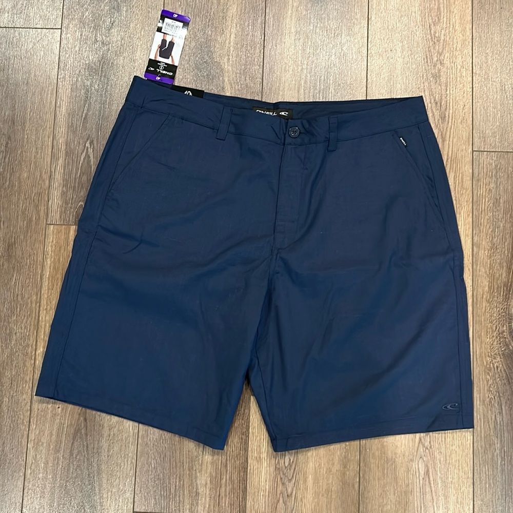 O’Neil men’s walk shorts sz 40